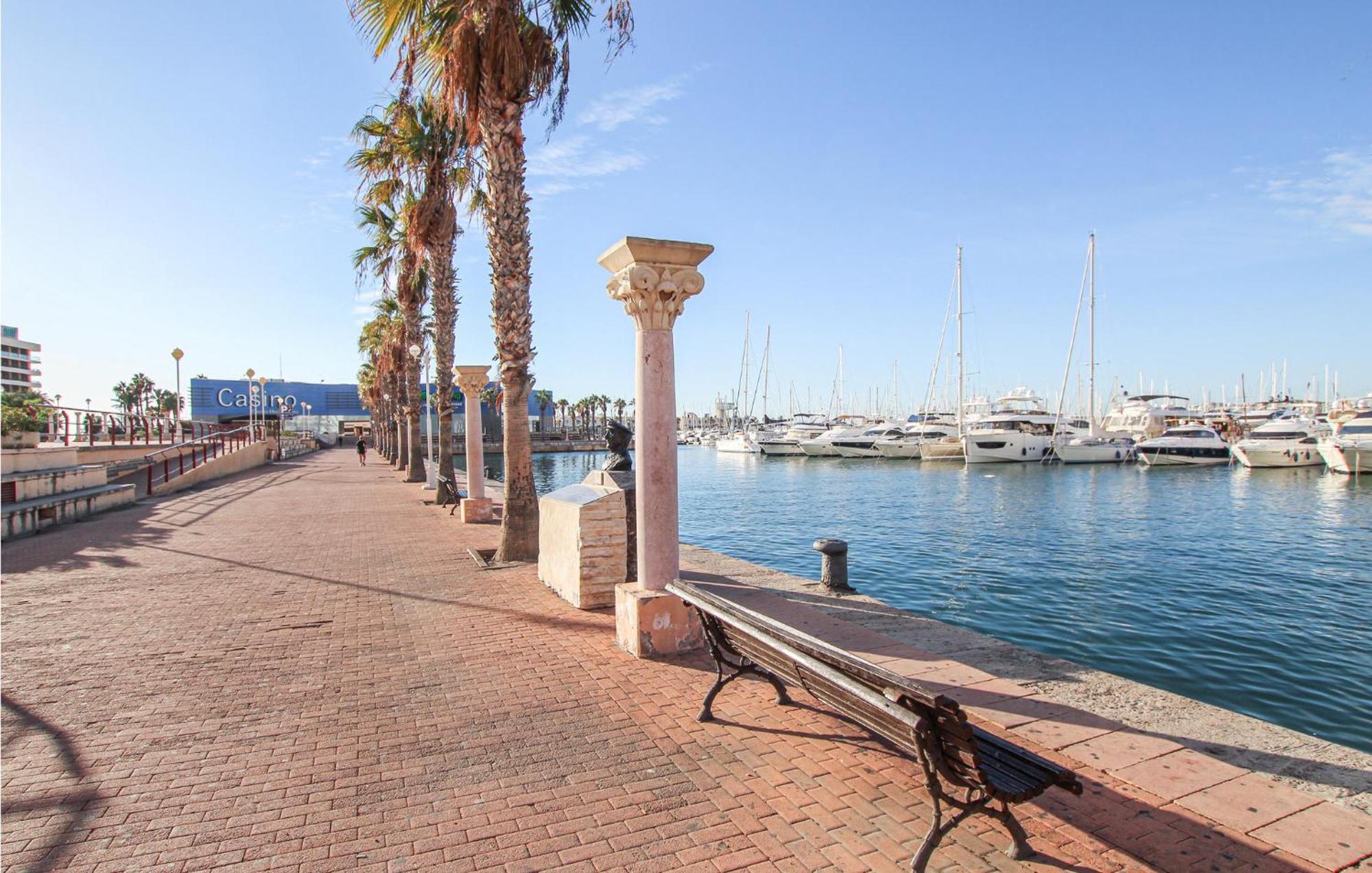 Beach Front Apartment In Los Arenales Del Sol Exterior foto